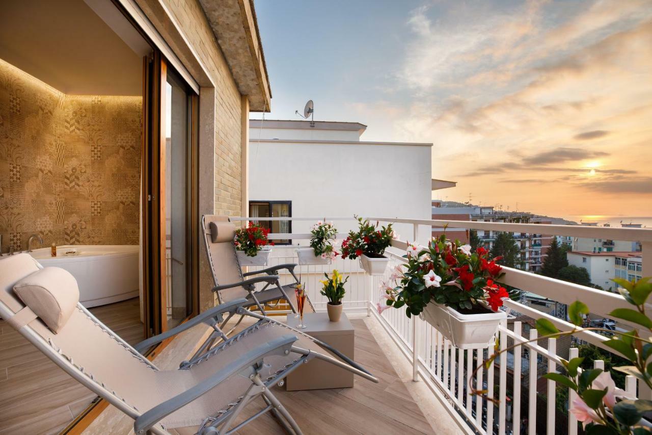 Le Muse Suite Sorrente Extérieur photo